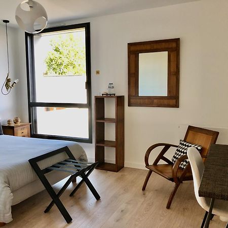 Hotelya - Lille Villeneuve D'Ascq Kültér fotó