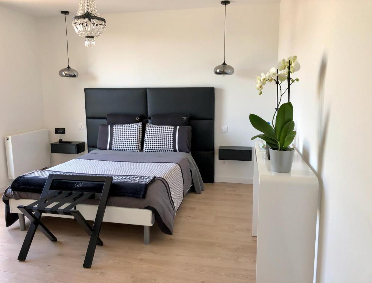 Hotelya - Lille Villeneuve D'Ascq Kültér fotó