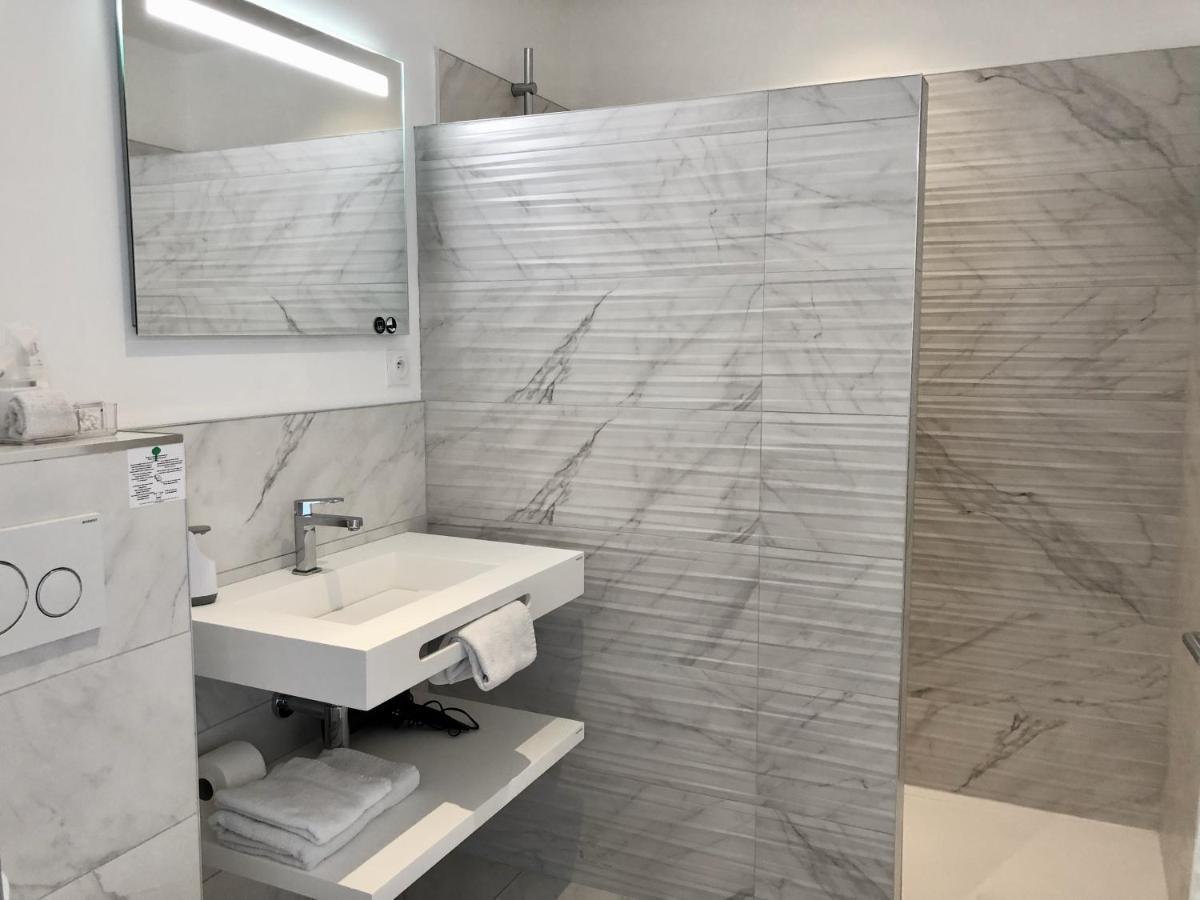 Hotelya - Lille Villeneuve D'Ascq Kültér fotó